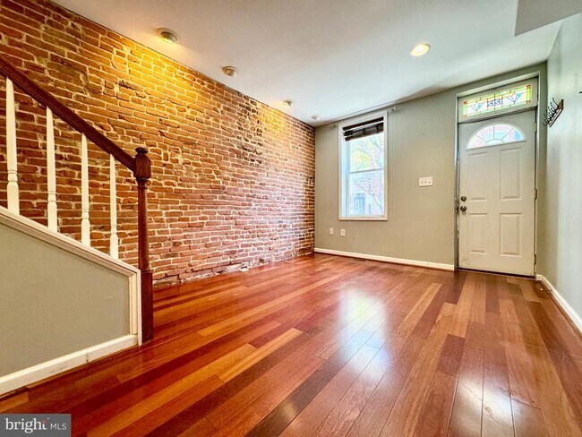 Building Photo - 1212 Cooksie St