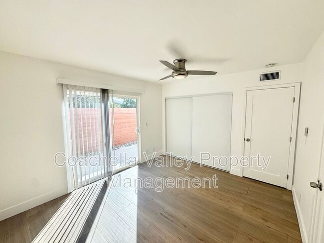 Building Photo - 73525 Shadow Mountain Dr
