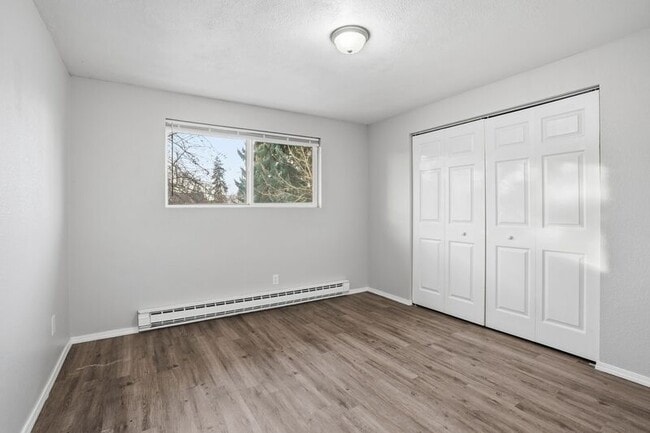 Building Photo - 1334 W Garland Ave