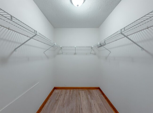 Building Photo - 776 Lupine Ln