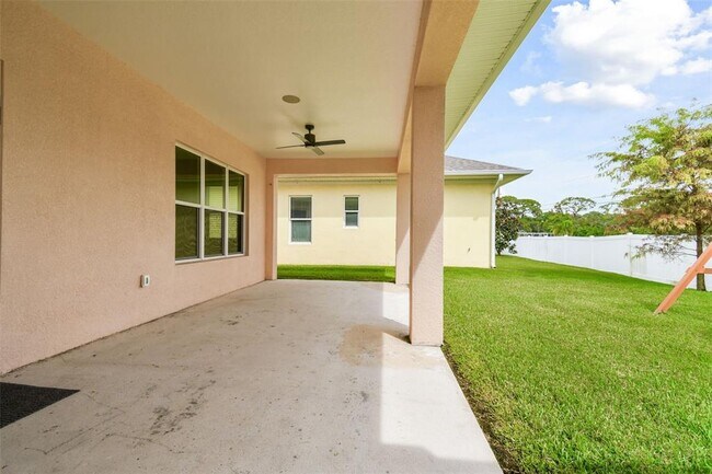 Building Photo - 2973 Breezy Meadows Dr