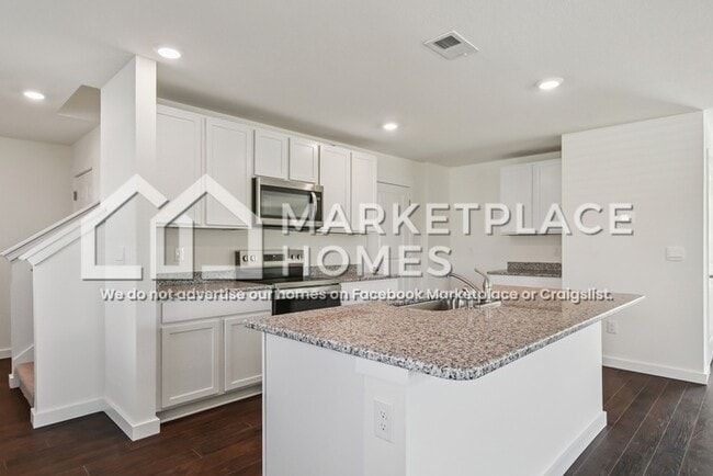 Building Photo - 7646 Belhaven Ln
