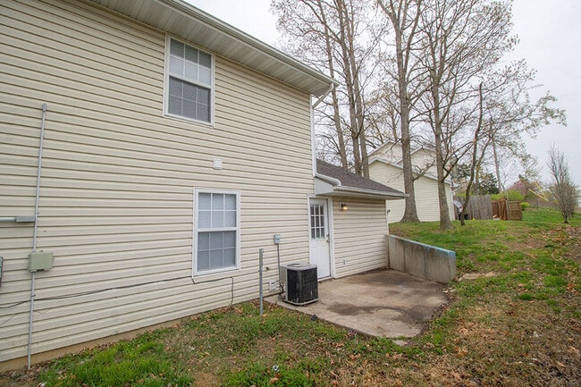 Building Photo - 1306 Godas Cir