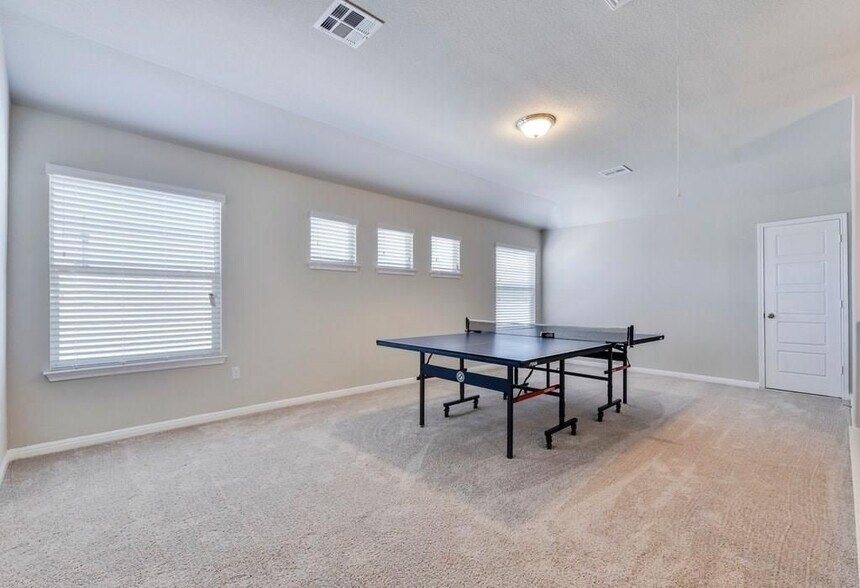 Building Photo - 11203 Sisquoc Formation View