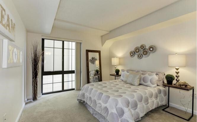 Building Photo - 7923 Eastern Ave