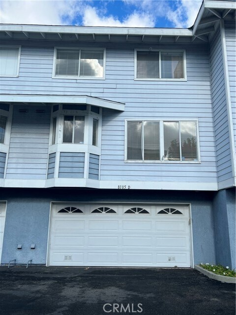 Building Photo - 8105 Surfline Dr