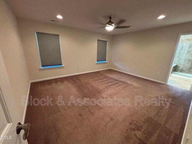 Building Photo - 1009 Magnolia Blossom Ln