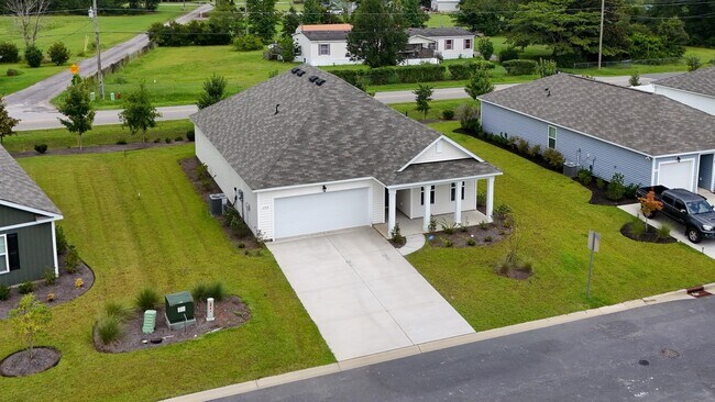 Building Photo - 208 Jeff Waters Cir
