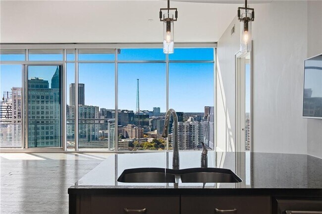 Building Photo - 1065 Peachtree St NE