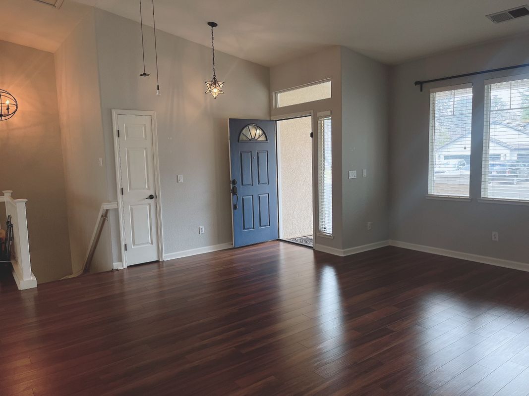 Building Photo - 4011 Harlington Cir