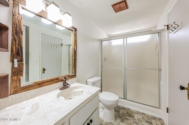 Building Photo - 18422 N 30th Ln