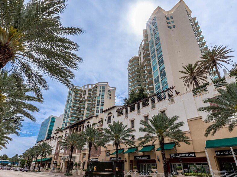 Building Photo - 200 Sunny Isles Blvd