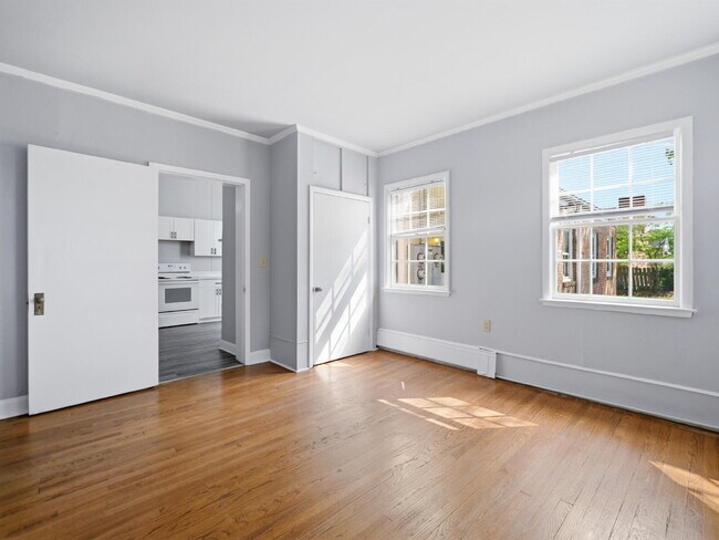 Building Photo - Charming 2-Bedroom, 2-Bath First-Floor Residence in a Beautifully Renovated Historic Home