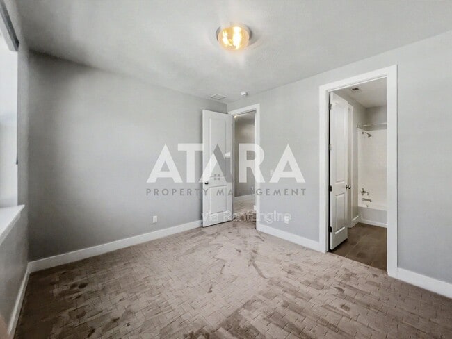 Building Photo - 9167 S Galette Ln