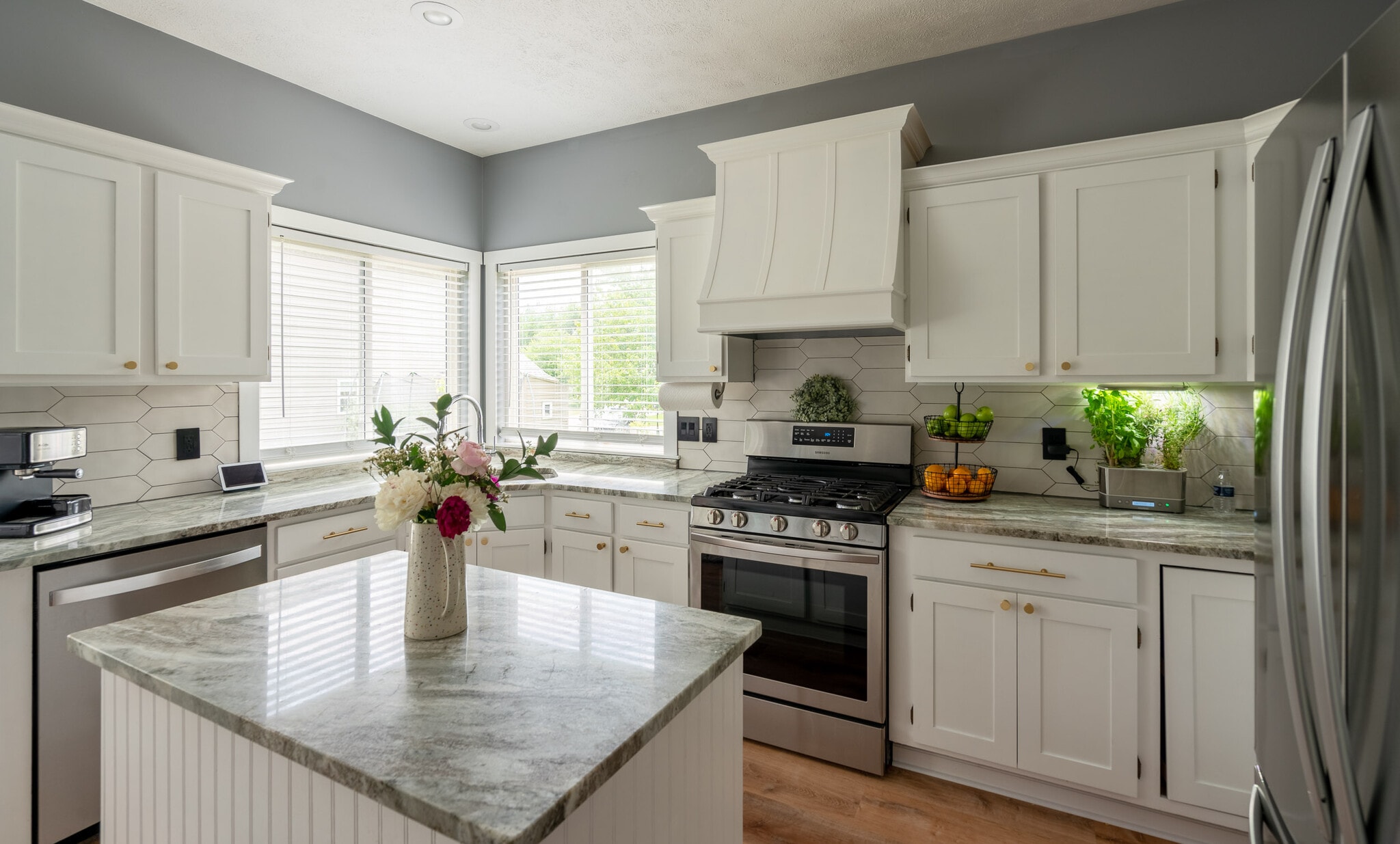 Kitchen - 5686 Barcroft Dr SW