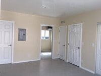 Building Photo - 700 West