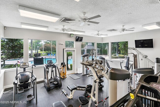 Building Photo - 10000 Gate Pkwy