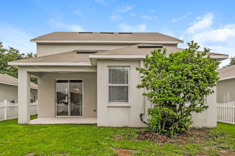 Building Photo - 8564 Deer Chase Dr