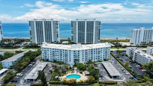 Building Photo - 2851 S Ocean Blvd