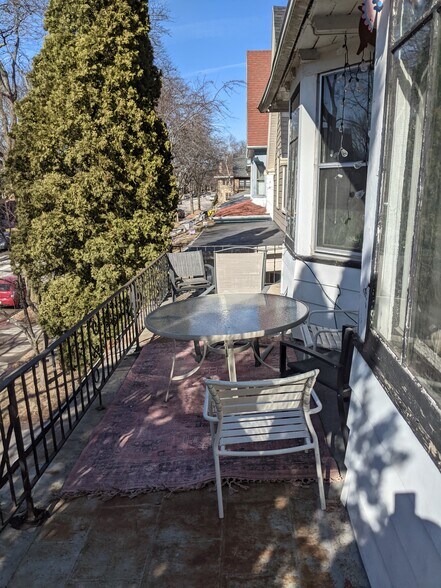 Building Photo - 2728 N Downer Ave