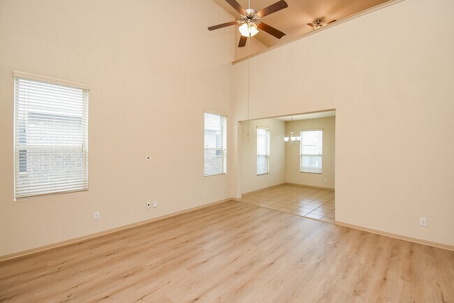 Building Photo - 2106 Harmon Crest Ct