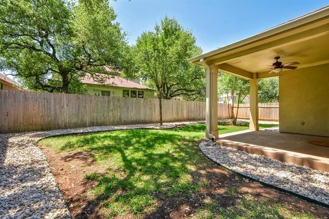 Building Photo - 2202 Ezra Ct