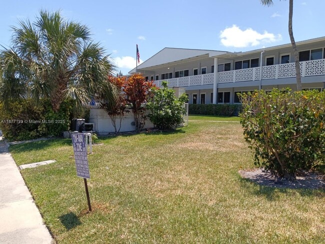 Building Photo - 600 Layne Blvd