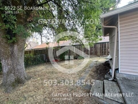 Building Photo - 5022 SE Boardman Ave