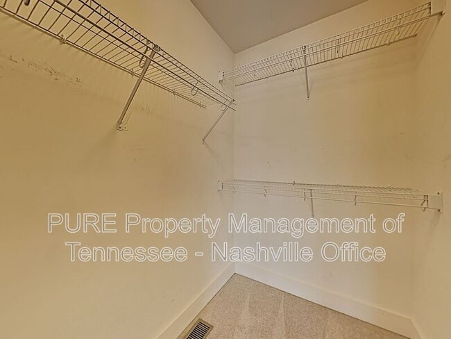 Building Photo - 3525 Steffisburg Dr