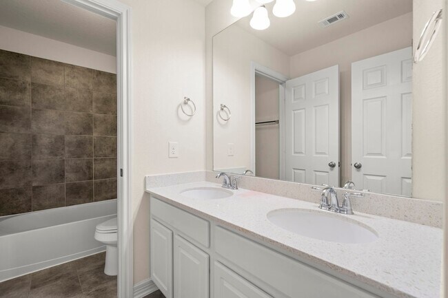 Building Photo - 32014 Marble Hollow Ln