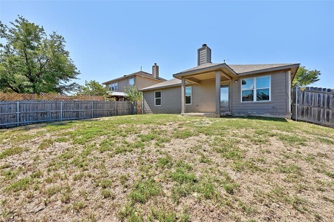 Building Photo - 166 Pecanwood N