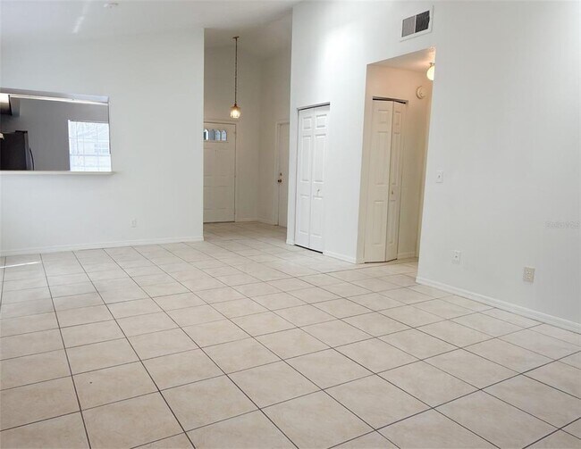 Building Photo - 117 Meadow Blvd