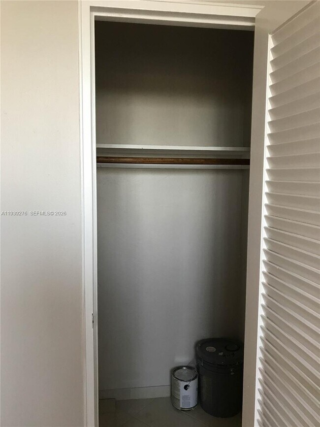 Building Photo - 10185 Collins Ave