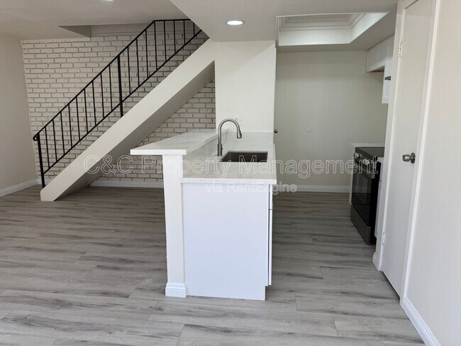 Building Photo - 3479 20th St