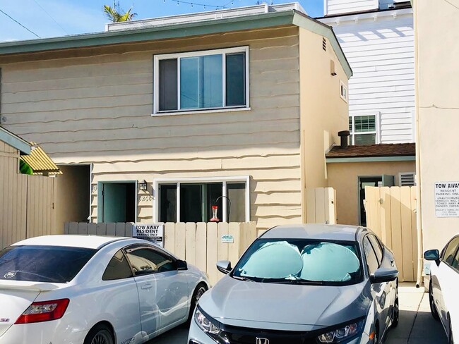 Building Photo - BAYSIDE STUDIO IN MISSION BEACH - ONLY $ 1,595/mo!