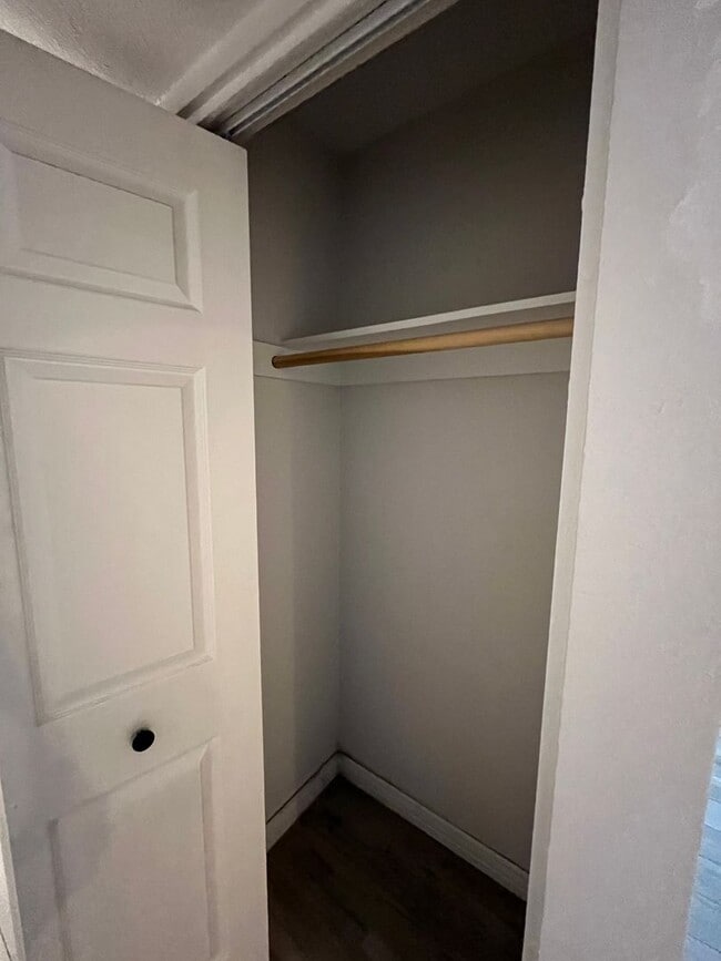 Building Photo - $0 First Month's Rent! Beautiful Three Bed...