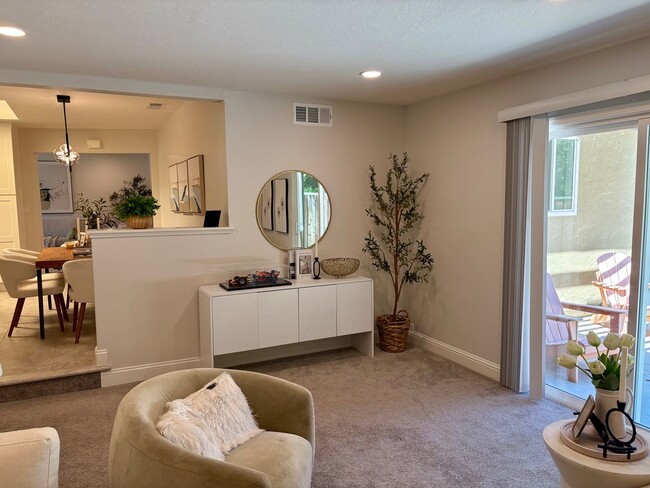 Building Photo - Updated Single Story Home with Cupertino Schools