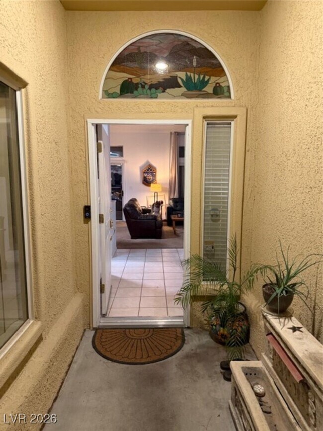 Building Photo - 10527 Mission Lakes Ave