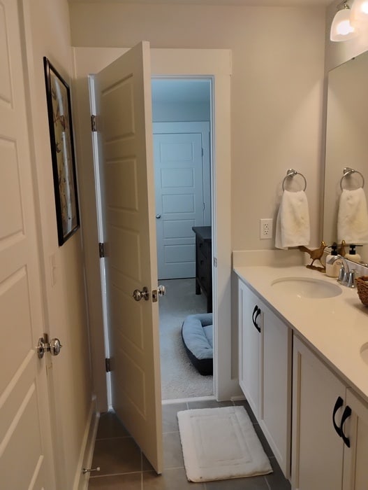 Building Photo - 353 Wash Holw Dr