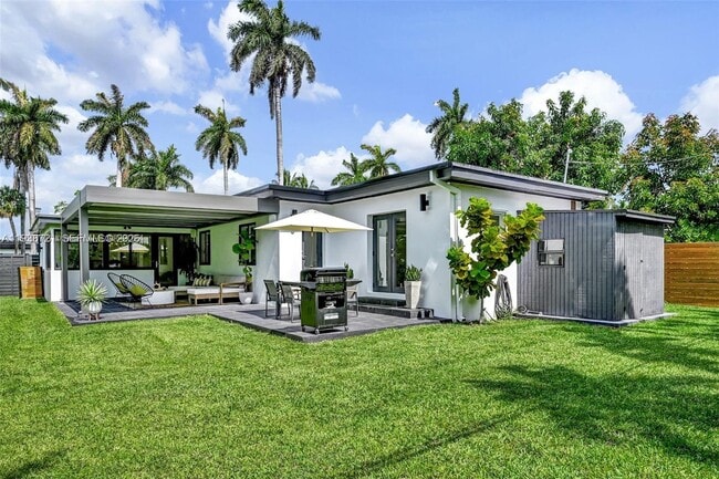 Building Photo - 7531 Miami View Dr