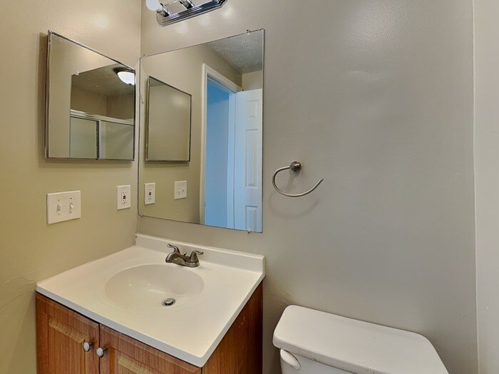 Building Photo - 7107 Pahls Farm Way