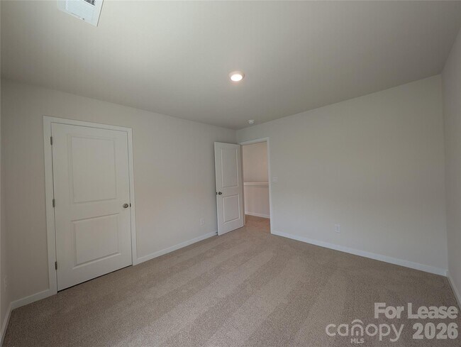 Building Photo - 3433 Austin Duncan Dr