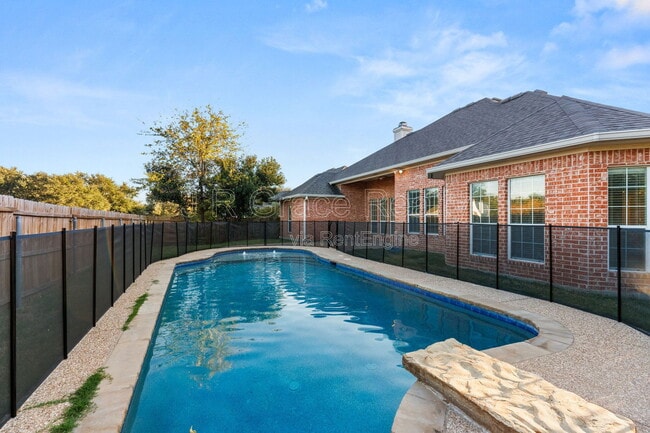 Building Photo - 1405 Gunnison Dr