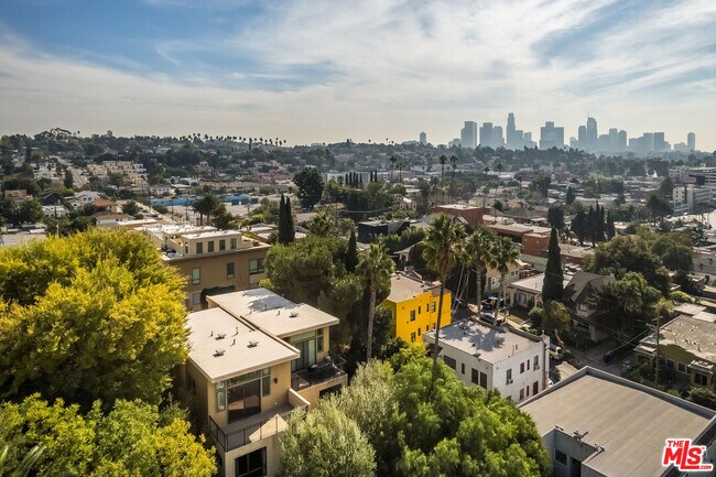 Building Photo - 1912 Liberty Ct