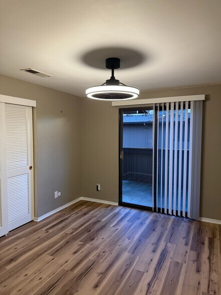 Bedroom 2 - 911 Fulton Ave