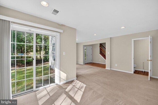 Building Photo - 1515 Shields Terrace NE
