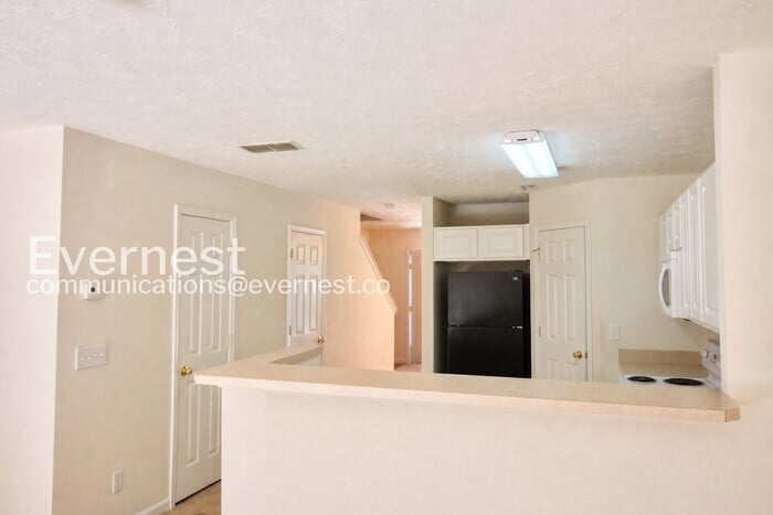 Building Photo - 584 Flintlock Ct