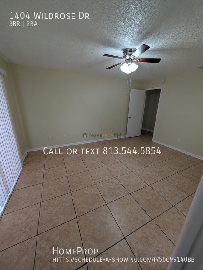 Building Photo - 1404 Wildrose Dr