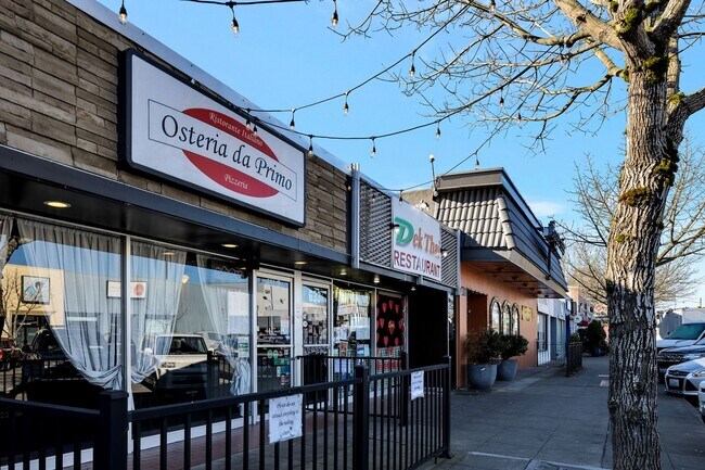 Building Photo - Great 2bd 2ba located in Old Burien
