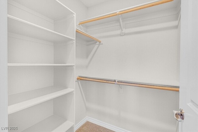 Building Photo - 366 Rosefinch St